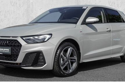 Audi A1 7.420 km 26.740 &euro; Düsseldorf 40474