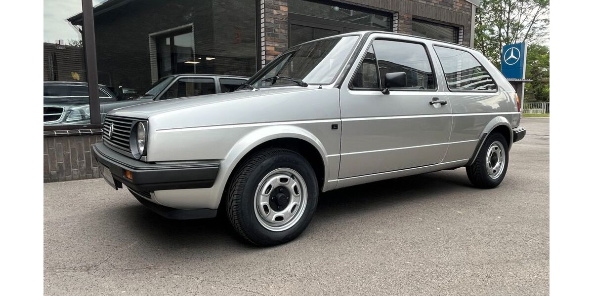 VW Golf 44.342 km 8.390 &euro; Duisburg 47138