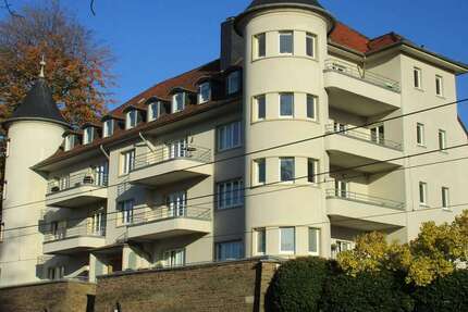 Wohnung Düsseldorf - Rath Rath - 4 Zimmer, 130 m&sup2;, 1.350&euro; | Angebot:25917938