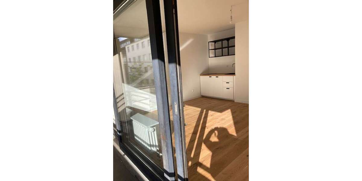 Etagenwohnung Düsseldorf Unterbilk - 1 Zimmer, 26 m&sup2;, 750&euro; | Angebot:25599816