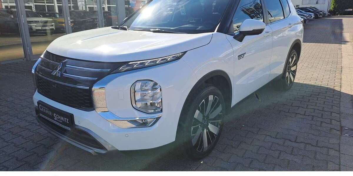 Mitsubishi Outlander 10.950 km 44.490 &euro; Wesel 46485