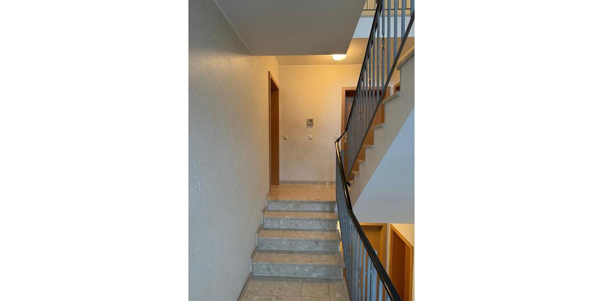 Etagenwohnung Dinslaken - 3.5 Zimmer, 79 m&sup2;, 1.100&euro; | Angebot:26023949