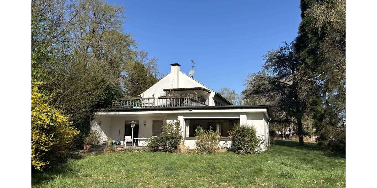 Einfamilienhaus Krefeld Hülser Berg - 6 Zimmer, 220 m&sup2;, 687.000&euro; | Angebot:24536155