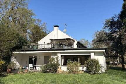 Haus Krefeld Hülser Berg - 6 Zimmer, 220 m&sup2;, 687.000&euro; | Angebot:24536155