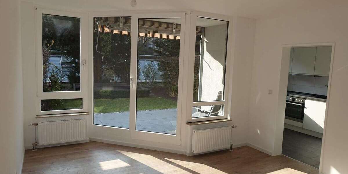 Etagenwohnung Krefeld - 2 Zimmer, 65 m&sup2;, 725&euro; | Angebot:26032446