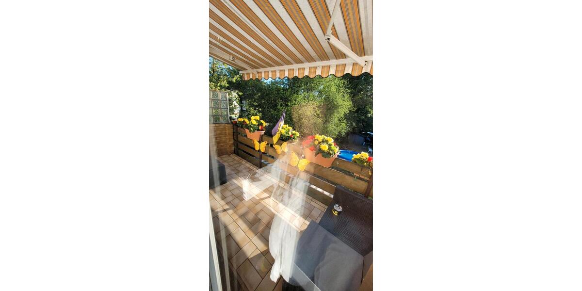 Etagenwohnung Duisburg Huckingen - 2 Zimmer, 65 m&sup2;, 900&euro; | Angebot:25982674