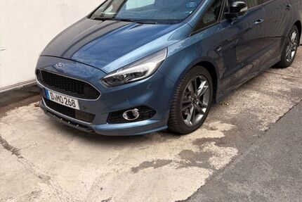 Ford S-Max 112.000 km 19.400 &euro; Düsseldorf 40215