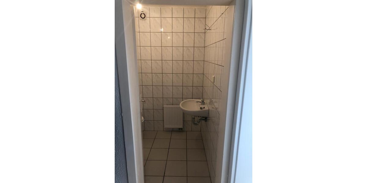 Dachgeschoßwohnung Essen Stadtbezirk III - 2.5 Zimmer, 43 m&sup2;, 680&euro; | Angebot:25545178