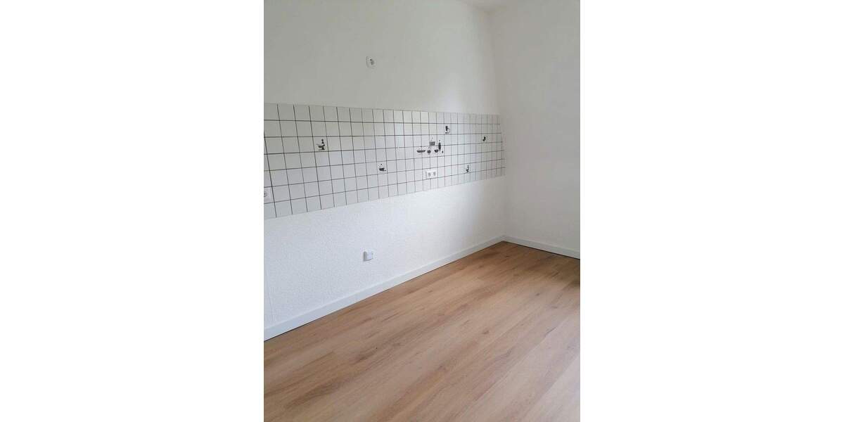 Etagenwohnung Essen Frohnhausen - 3 Zimmer, 93 m&sup2;, 700&euro; | Angebot:25659267