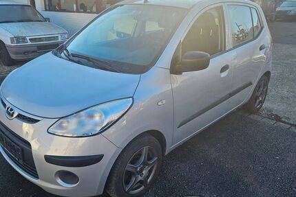 Hyundai i10 141.000 km 2.699 &euro; Krefeld 47807