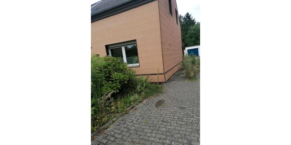 Doppelhaushälfte Duisburg Essenberg - 1 Zimmer, 100 m&sup2;, 242.000&euro; | Angebot:23355100