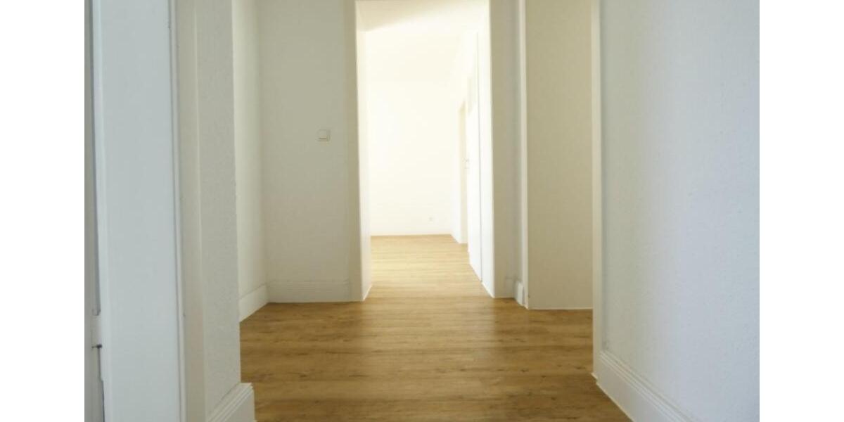 Dachgeschoßwohnung Essen Stadtbezirk III - 2 Zimmer, 56 m&sup2;, 610&euro; | Angebot:25992879