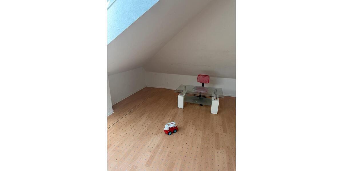 Maisonettenwohnung Duisburg Rheinhausen - 4 Zimmer, 110 m&sup2;, 1.800&euro; | Angebot:26442790
