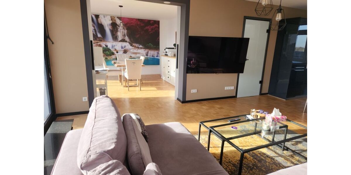 Provisionsfrei* Golzheim - wegen Auswanderung direkt vom Eigentümer sanierte 4 Zi-Wohnung mit hochwertiger Küche - Etagenwohnung Düsseldorf Stadtbezirk 5 | Angebot:25813842