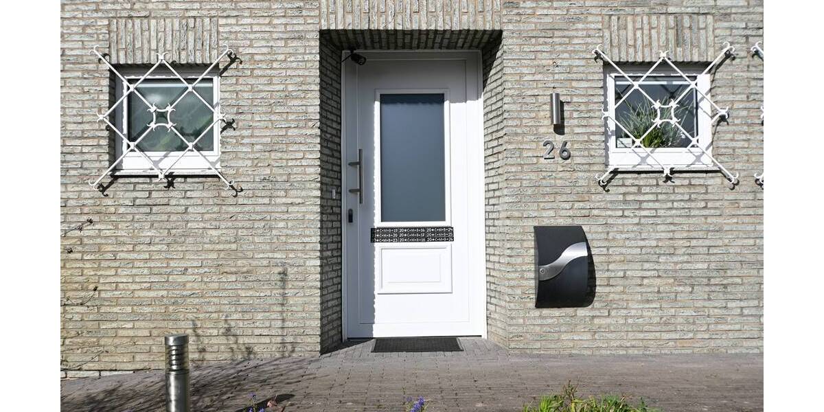 Einfamilienhaus Krefeld Traar - 6 Zimmer, 228 m&sup2;, 795.000&euro; | Angebot:26455149