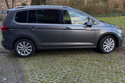 VW Touran 196.000 km 14.000 &euro; Düsseldorf 40229