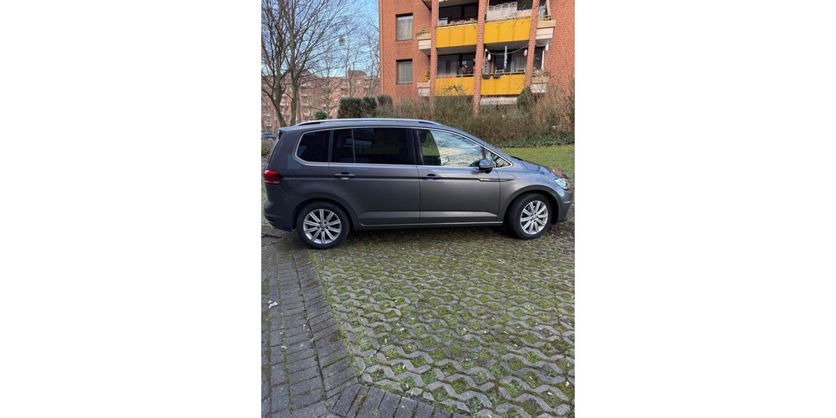 VW Touran 196.000 km 14.000 &euro; Düsseldorf 40229