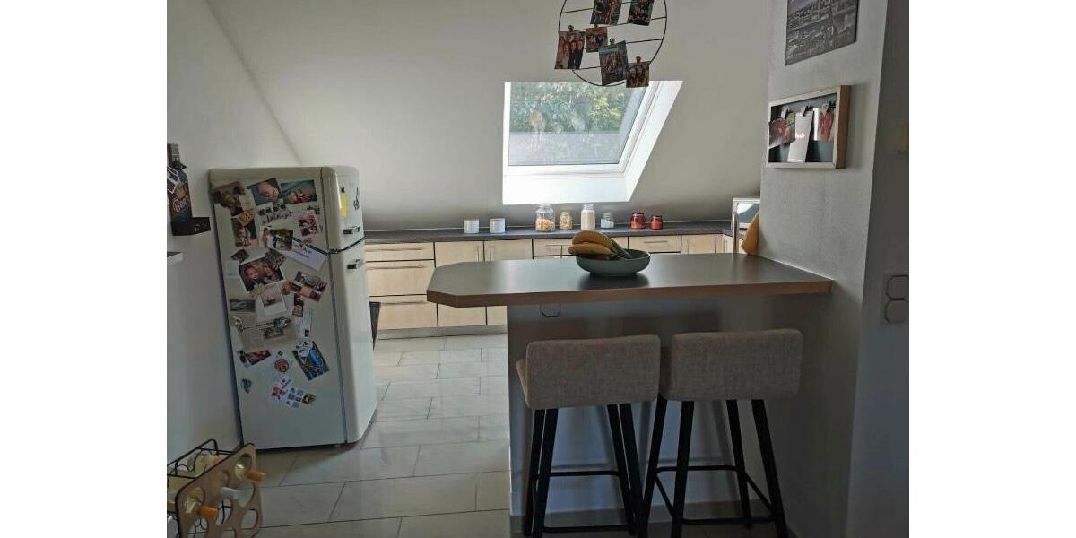 Dachgeschoßwohnung Oberhausen Alt-Oberhausen - 3 Zimmer, 79 m&sup2;, 1.200&euro; | Angebot:26007098