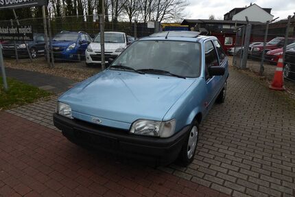 Ford Fiesta 47.000 km 2.490 &euro; Duisburg 47249