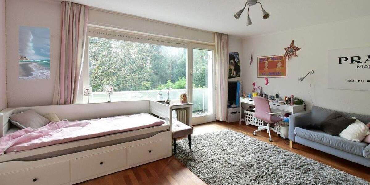 Einfamilienhaus Duisburg / Huckingen Huckingen - 7 Zimmer, 243 m&sup2;, 999.000&euro; | Angebot:25741652