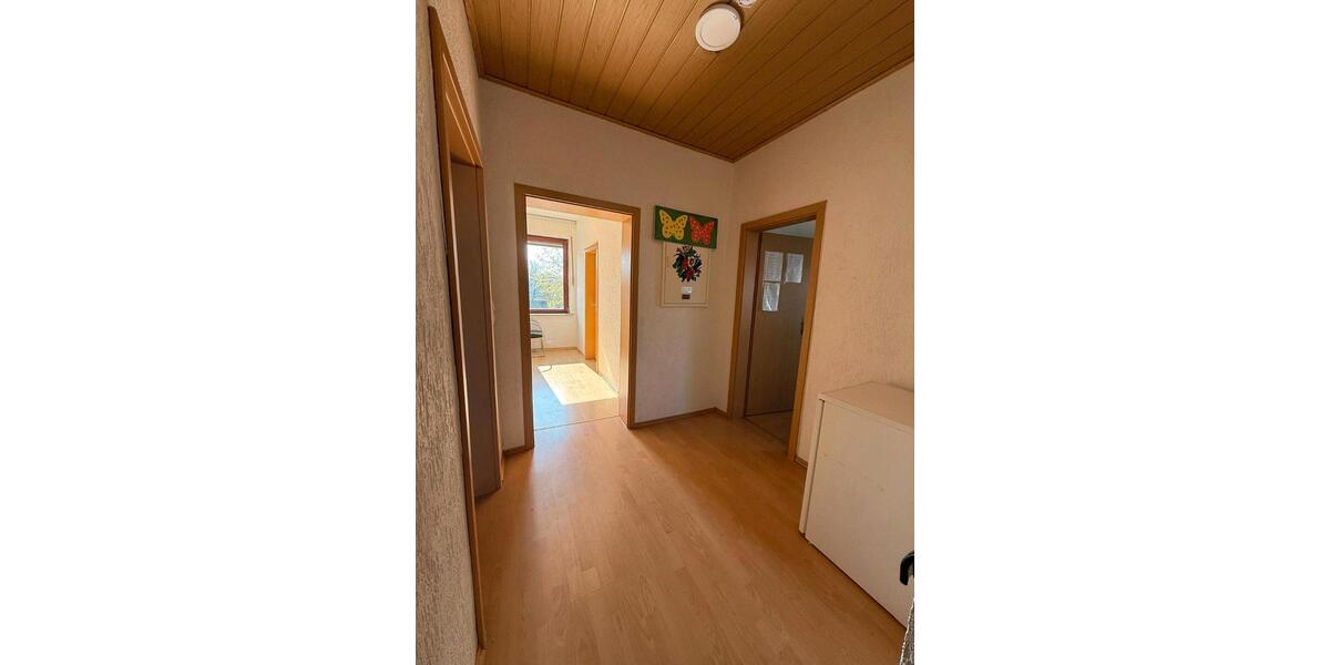 Etagenwohnung Dinslaken Lohberg - 3 Zimmer, 78 m&sup2;, 200.000&euro; | Angebot:25839542