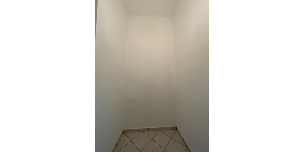 Erdgeschoßwohnung Düsseldorf Pempelfort - 2 Zimmer, 65 m&sup2;, 560&euro; | Angebot:25932981