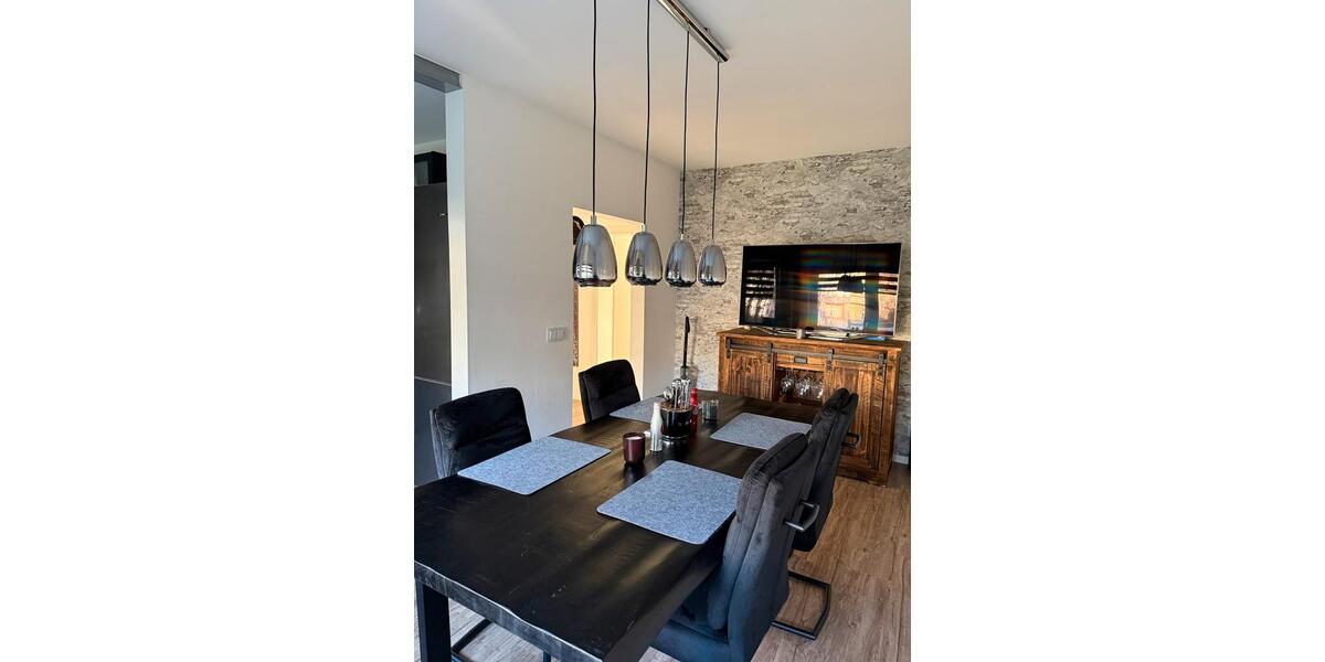 Etagenwohnung Düsseldorf Niederkassel - 2.5 Zimmer, 69 m&sup2;, 2.000&euro; | Angebot:26650158
