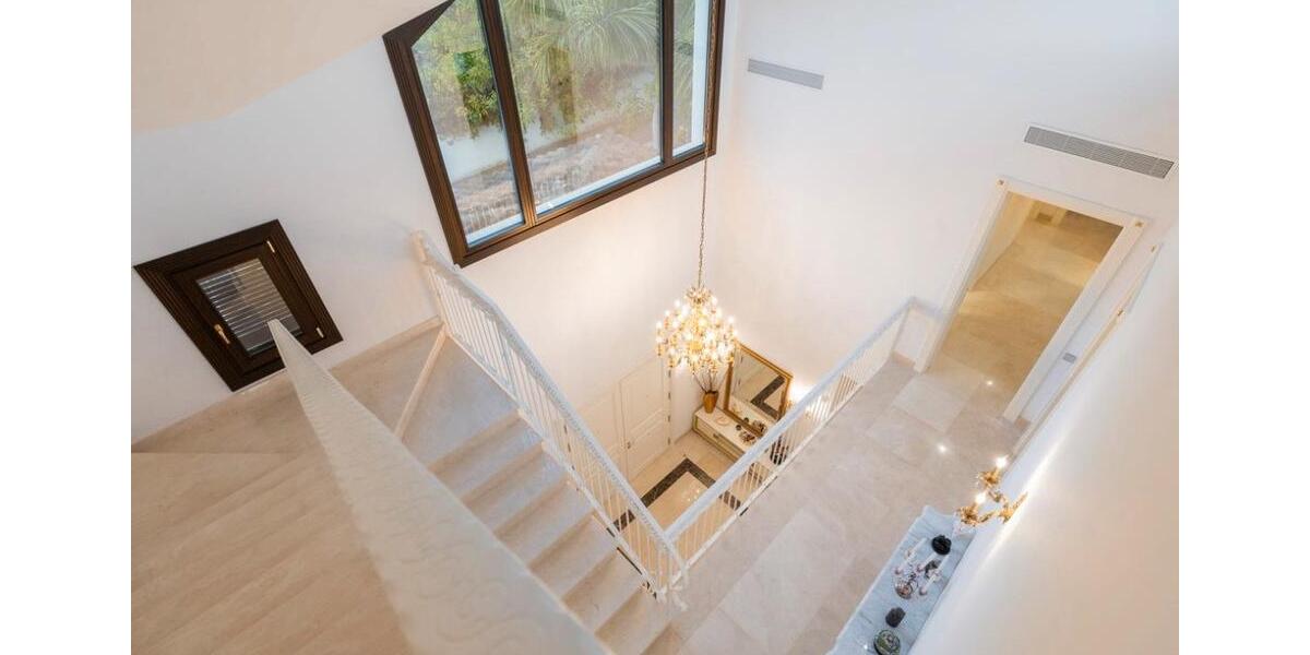 Villa Düsseldorf Stadtmitte - 7 Zimmer, 761 m&sup2;, 5.190.000&euro; | Angebot:26750435