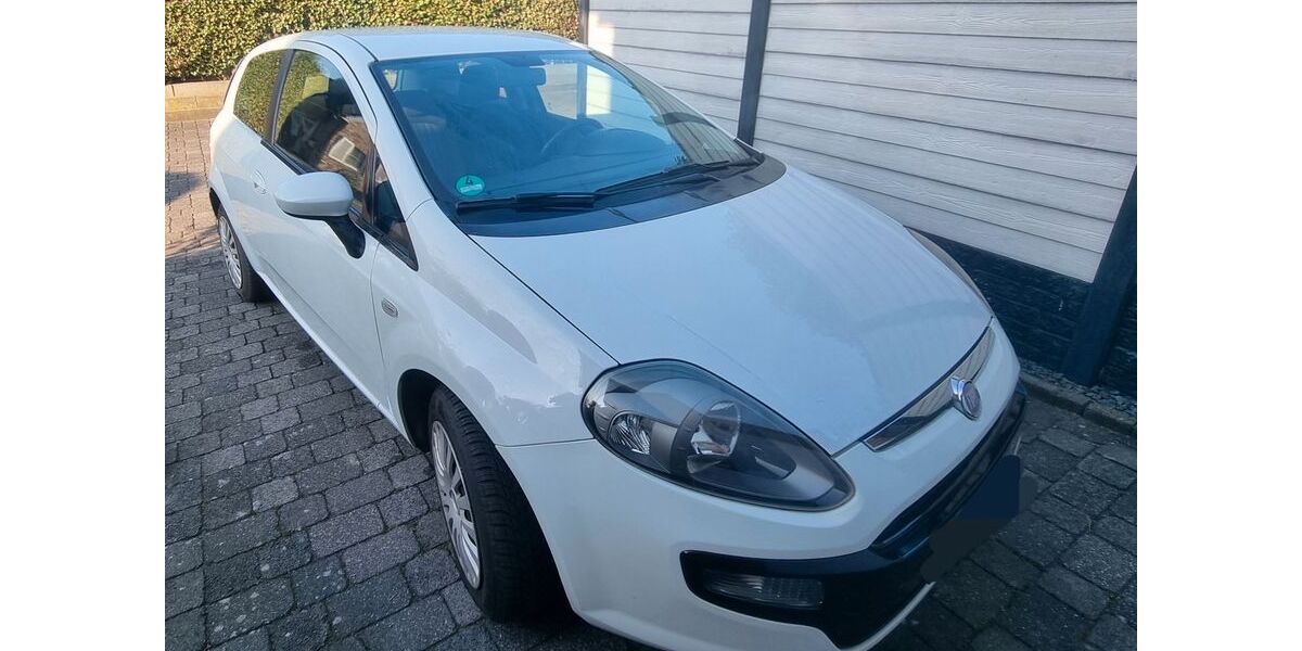 Fiat Punto 148.000 km 2.950 &euro; Kamp-Lintfort 47475