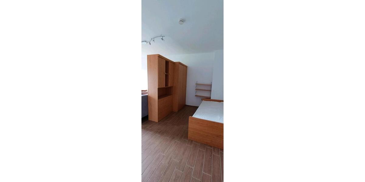 Erdgeschoßwohnung Krefeld Benrad - 1 Zimmer, 30 m&sup2;, 370&euro; | Angebot:25942418