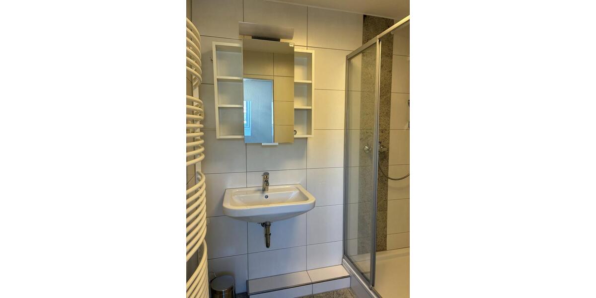 Dachgeschoßwohnung Dinslaken - 1 Zimmer, 44 m&sup2;, 119.000&euro; | Angebot:26021692