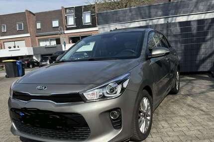 Kia Rio 61.000 km 11.500 &euro; Willich 47877