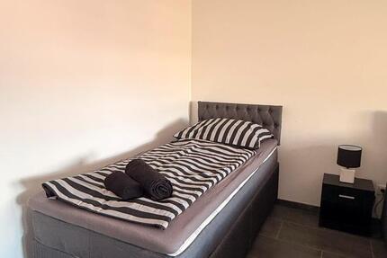 Wohnung Moers - 3 Zimmer, 85 m&sup2;, 18&euro; | Angebot:25999749