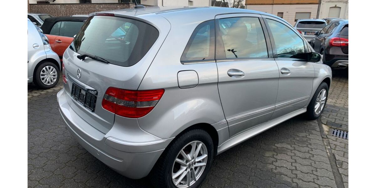 Mercedes-Benz B 150 143.000 km 5.650 &euro; Moers 47443