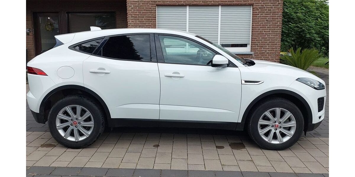 Jaguar E-Pace 117.130 km 14.500 &euro; Straelen 47638