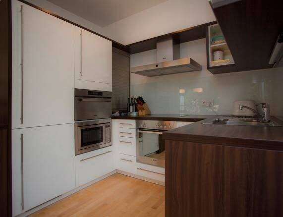 Etagenwohnung Krefeld Inrath/Kliedbruch - 3 Zimmer, 111 m&sup2;, 470.000&euro; | Angebot:25701233