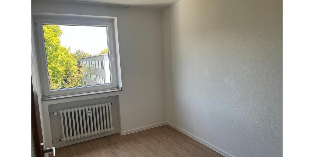 Etagenwohnung Krefeld Bockum - 3 Zimmer, 62 m&sup2;, 167.400&euro; | Angebot:26502483