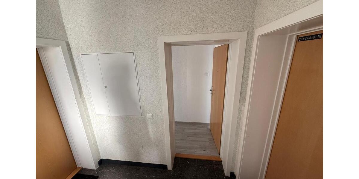 Etagenwohnung Duisburg Hamborn - 2.5 Zimmer, 49 m&sup2;, 414&euro; | Angebot:25967601