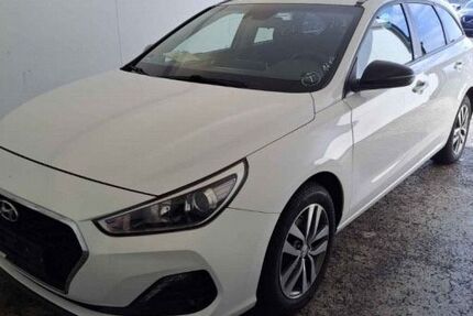 Hyundai i30 64.000 km 11.990 &euro; Essen 45356