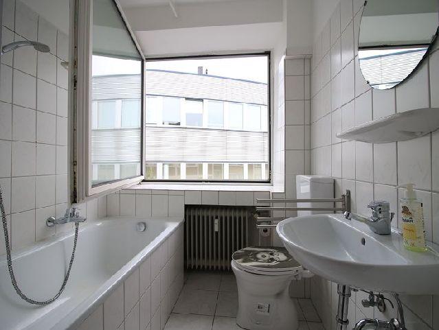 Etagenwohnung Krefeld - 2 Zimmer, 65 m&sup2;, 500&euro; | Angebot:25255768