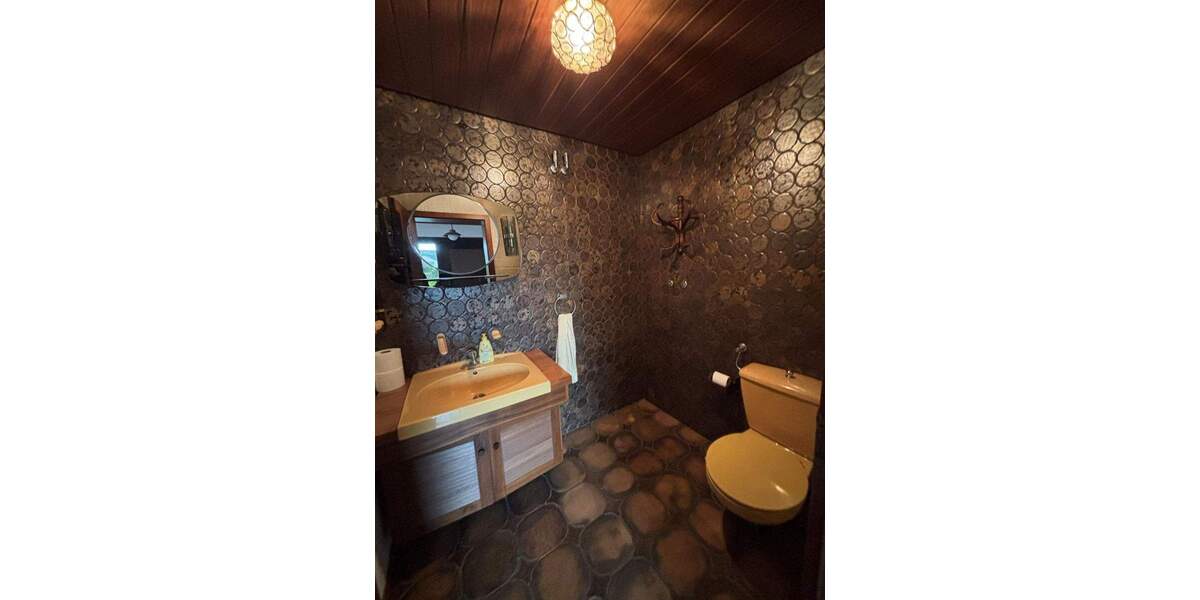 Einfamilienhaus Krefeld Traar - 7 Zimmer, 214 m&sup2;, 750.000&euro; | Angebot:25693386