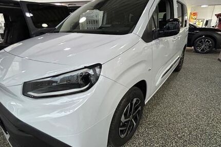 Toyota Proace City 3.500 km 32.880 &euro; Viersen 41748