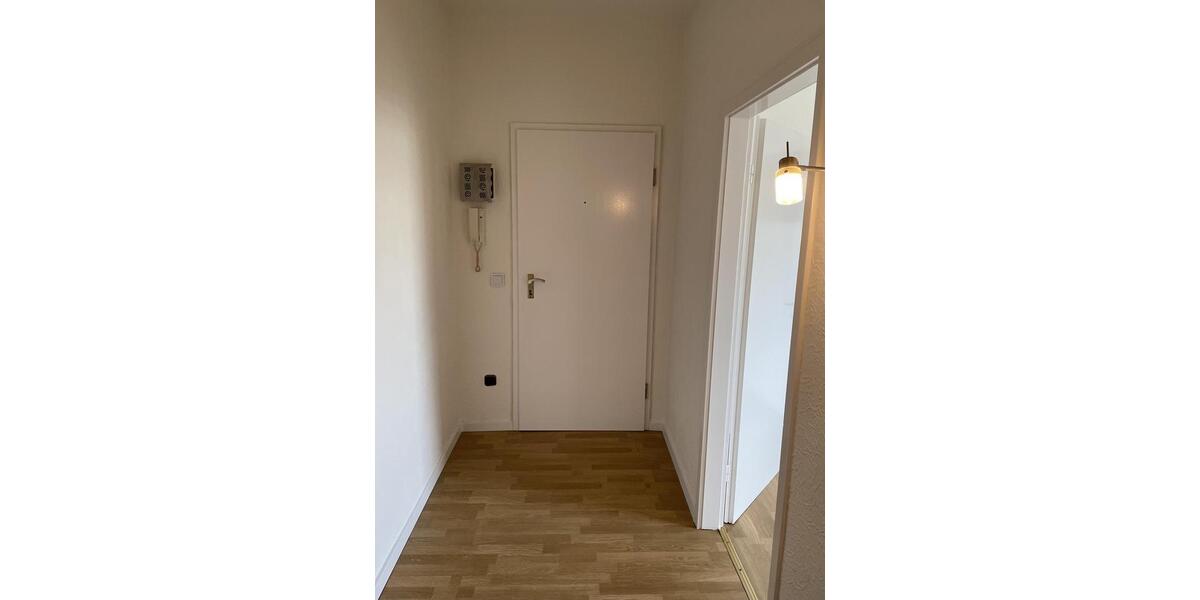 Etagenwohnung Essen Huttrop - 4 Zimmer, 81 m&sup2;, 1.140&euro; | Angebot:25430682
