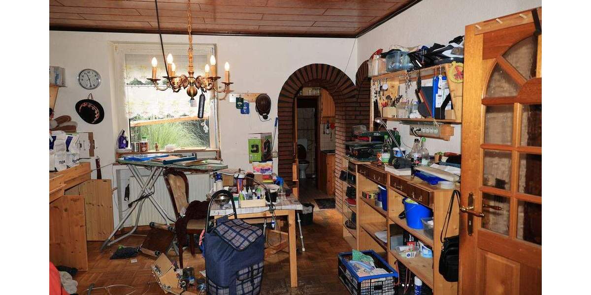 Reihenmittelhaus Duisburg Hochemmerich - 4 Zimmer, 72 m&sup2;, 122.000&euro; | Angebot:25769810