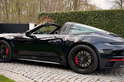 Porsche 992 7.130 km 179.500 &euro; Krefeld 47800
