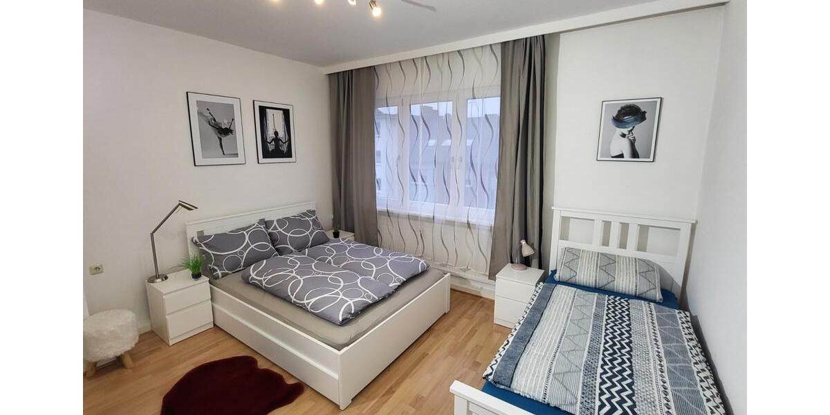 Etagenwohnung Duisburg Mittelmeiderich - 2 Zimmer, 55 m&sup2;, 980&euro; | Angebot:25796056