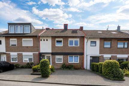 Haus Neuss / Uedesheim Uedesheim - 6 Zimmer, 130 m&sup2;, 360.000&euro; | Angebot:27333275