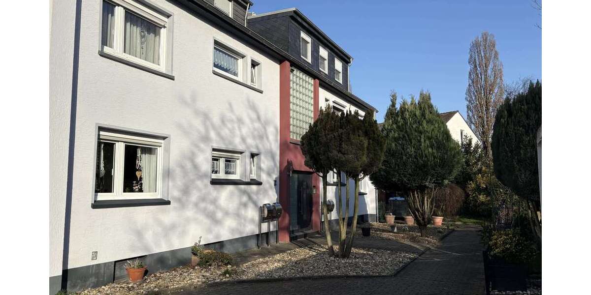 Etagenwohnung Neukirchen-Vluyn Vluyn - 4 Zimmer, 124 m&sup2;, 275.000&euro; | Angebot:25340687