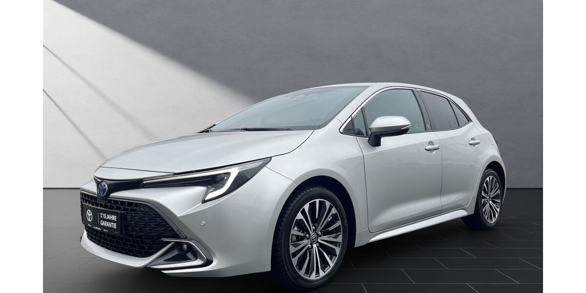 Toyota Corolla 12.686 km 25.350 &euro; Wesel 46485