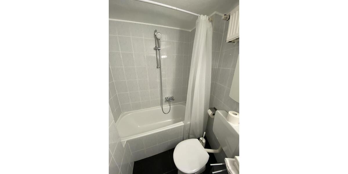 Etagenwohnung Düsseldorf Pempelfort - 1 Zimmer, 27 m&sup2;, 850&euro; | Angebot:26635116